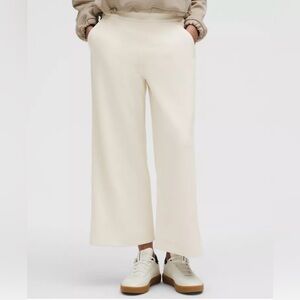 🤍 Lululemon Softstreme High-Rise Wide-Leg Cropped Pant 🤍